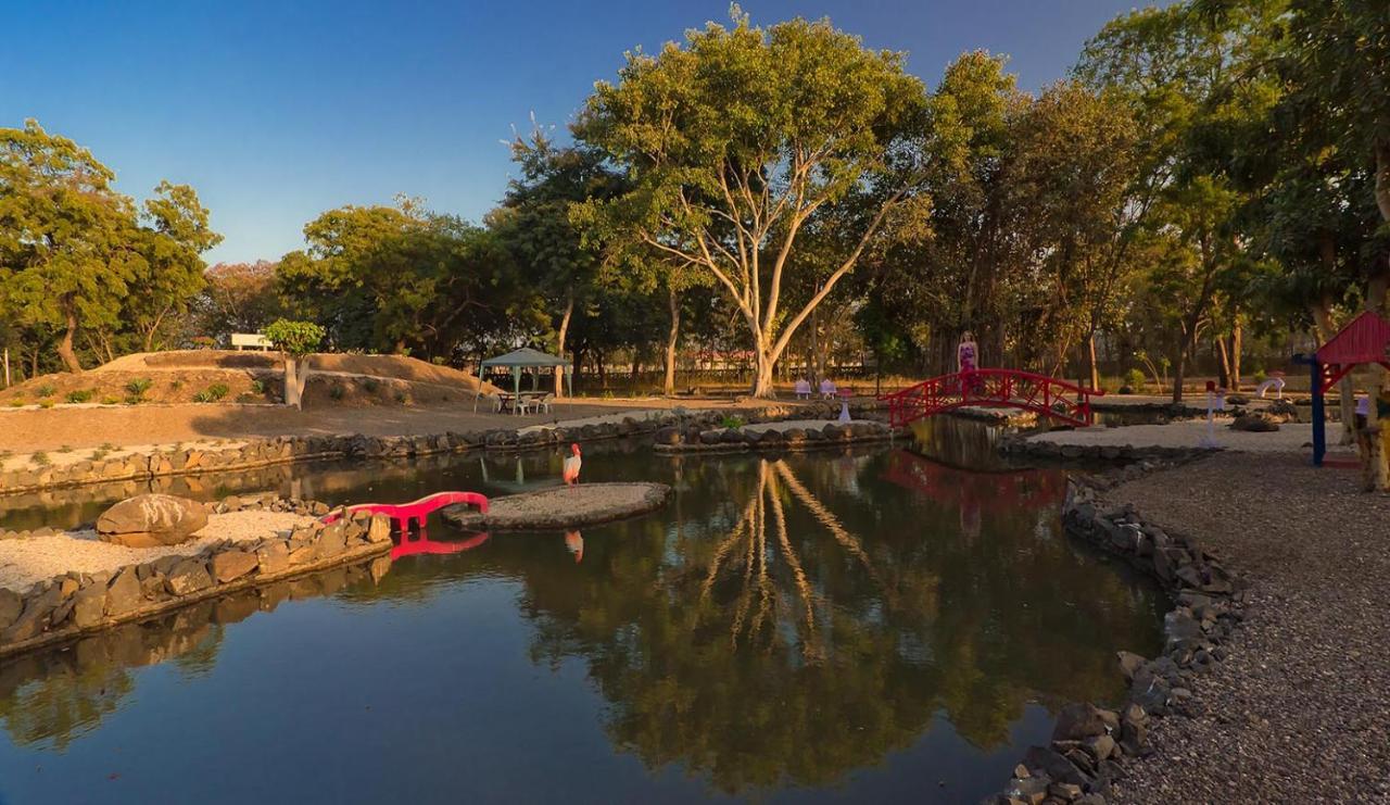 Orchard Palace Gondal Екстер'єр фото